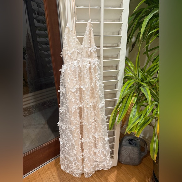 Lush Dresses & Skirts - Elegant Floral Lace Gown